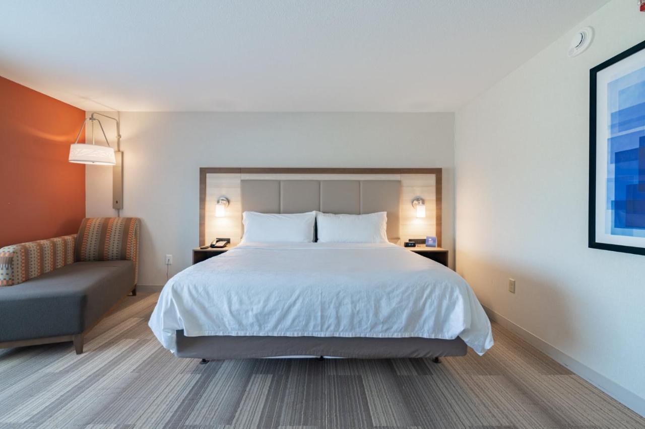 Holiday Inn Express & Suites - Marion By Ihg Екстер'єр фото